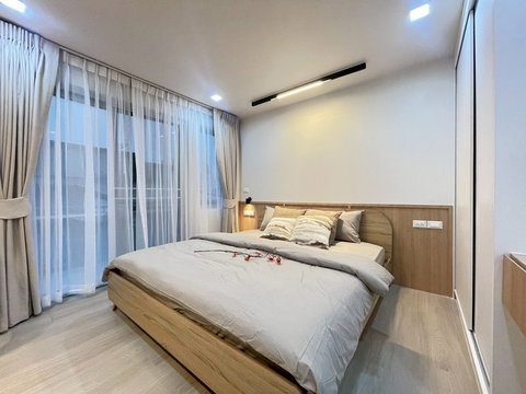 A047021 Raintree Village Apartment