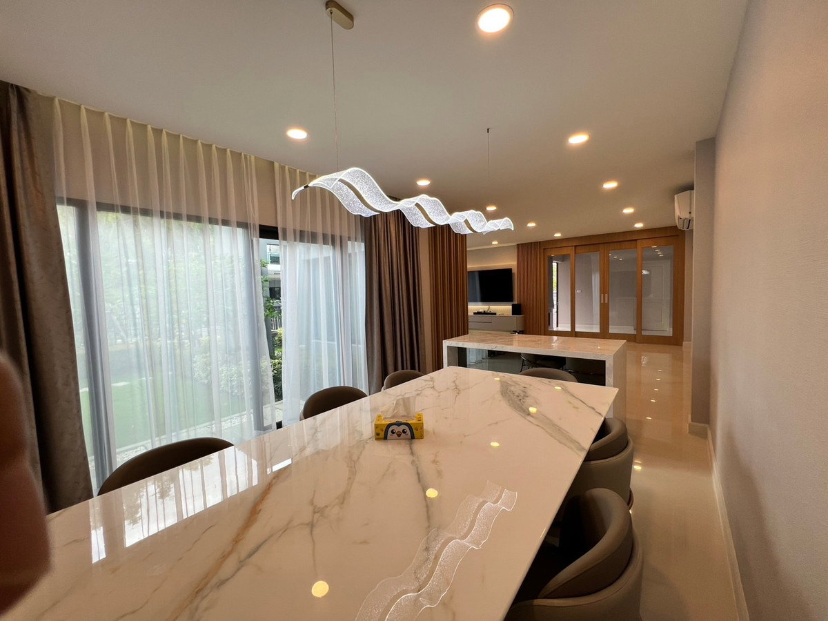 รูป 🏡✨ ให้เช่าบ้านเดี่ยวหรู 2 ชั้น — Centro ทวีวัฒนา บ้านใหม่มาก Built-in ทั้งหลัง พร้อมเรือนรับรอง หิ้วกระเป๋าเข้าอยู่ได้เลย - รูปที่ 3/15
