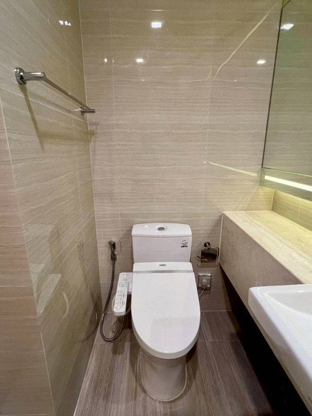 รูป A046965 Noble BE33 - รูปที่ 7/8