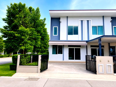 Houses for rent The Paseo Park Kanchanaphisek : 2-story corner townhouse, Sanam Luang 2, Assumption Thonburi, 2.2 km., near World Market 350 m., fully furnished. Washing machine Petchkasem Thawi