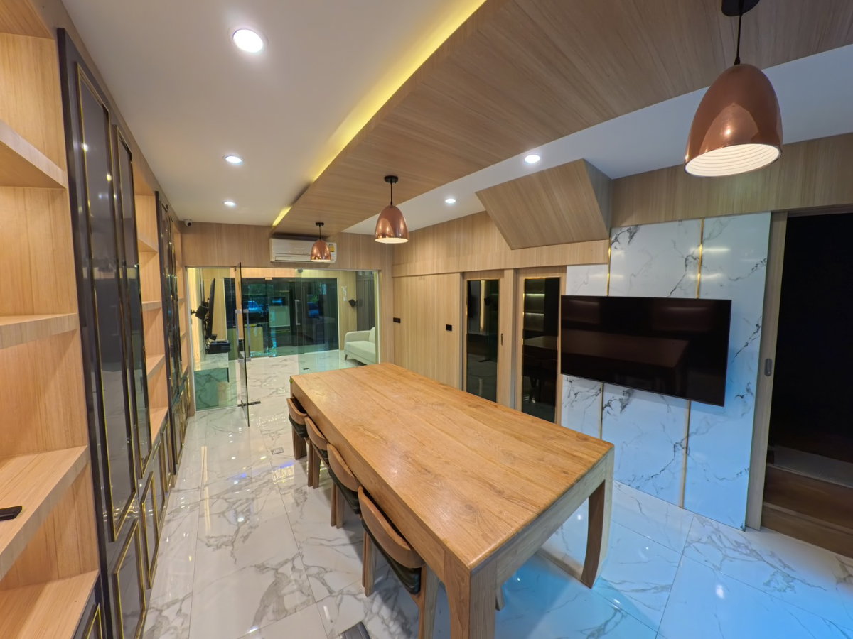 รูป 🔥 ทาวน์โฮมแต่งหรู 3 ห้องนอน พร้อมเข้าอยู่ 🔥 บ้านกลางเมือง รามอินทรา-วัชรพล บ้านสวย เฟอร์ครบ - รูปที่ 8/10