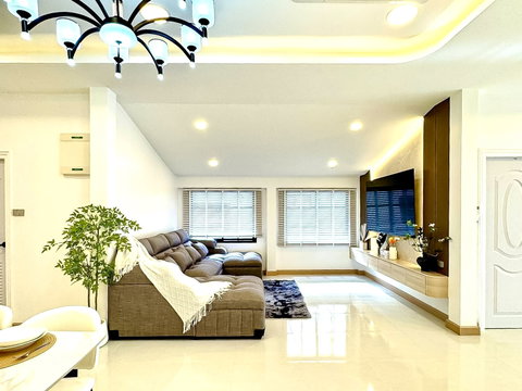 Luxury House for Sale Nong Prue East Pattaya 3Bedroom