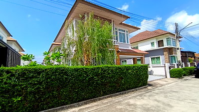 เช่าบ้านเดี่ยว ชลบุรี : บ้านเช่าแยกเจ  ระหว่างบางเสร่+สัตหีบ 
