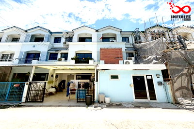 ขายทาวน์โฮม : ขายทาวน์โฮม 3 ชั้น บ้านกลางเมือง พระราม 9 ซอย 43 รามคำแหง 24 ใกล้เดอะไนน์