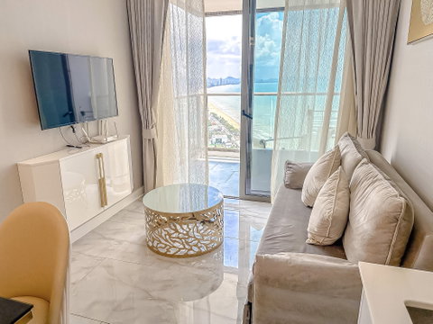 Copacabana Beach Jomtien Condo for Sale 1 Bedroom Sea View