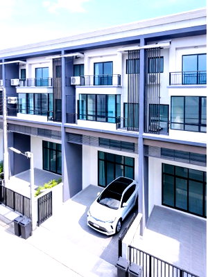 Townhouses for rent TRIAMUDOMSUKSANIMKLAO SCHOOL : Nirvana PORCH Krungthep Kreetha ARL Ban Thap Chang 1.6 km. Townhouse 3.5 floors for rent, 3 bedrooms, 4 bathrooms.
