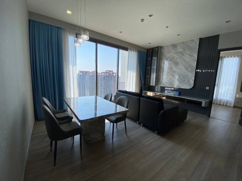 RHYTHM Charoenkrung Pavilion, 3 bedrooms, 1 multipurpose room, 3 bathrooms, includes a bathtub, built-in rooms, very beautiful.