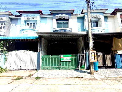 Townhouses for sale : TOWN HOUSE 16 Sq.w. Sai Noi Nonthaburi for 1.4M