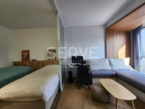 1 Bed Large Room Fl. 20+ City View Fully furnished Good Location Close to MRT Sam Yan 400 m @ TRIPLE Y RESIDENCE