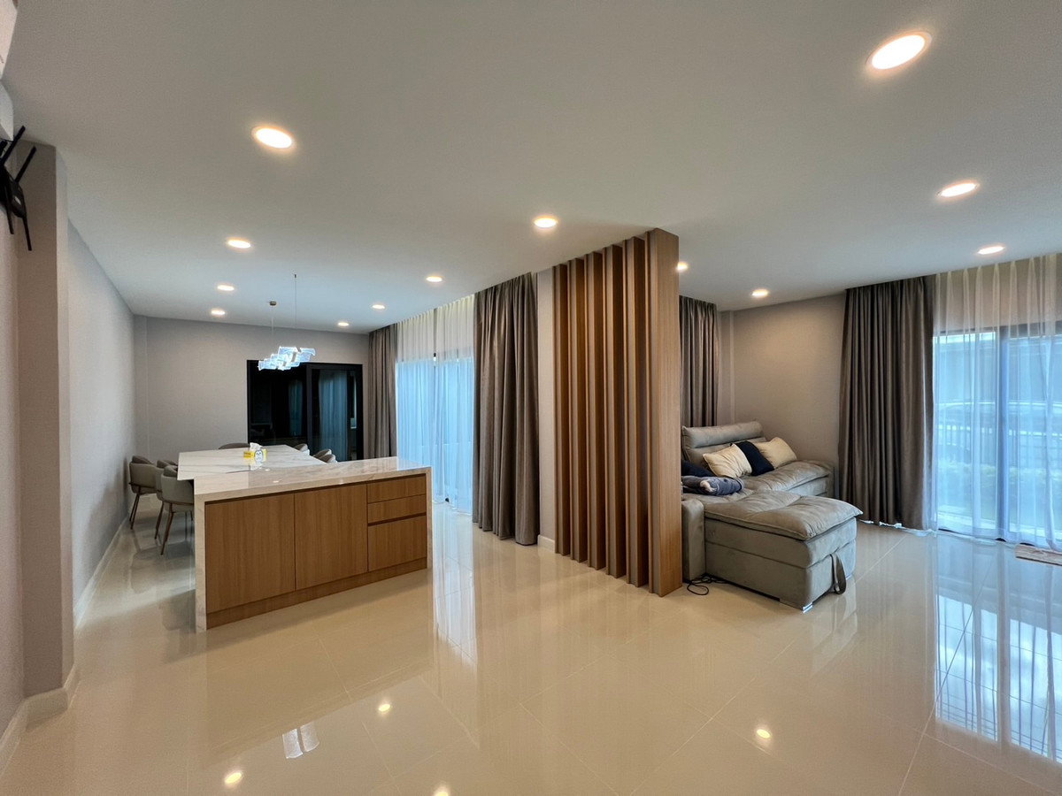 รูป 🏡✨ ให้เช่าบ้านเดี่ยวหรู 2 ชั้น — Centro ทวีวัฒนา บ้านใหม่มาก Built-in ทั้งหลัง พร้อมเรือนรับรอง หิ้วกระเป๋าเข้าอยู่ได้เลย - รูปที่ 13/15