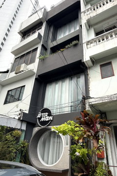 ขาย อาคารพาณิชย์ 4 ชั้น 12.7 ตารางวา ซอยเจริญกรุง 44 ปัจจุบันทำธุรกิจ B&B