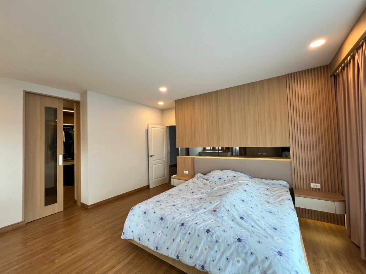 รูป 🏡✨ ให้เช่าบ้านเดี่ยวหรู 2 ชั้น — Centro ทวีวัฒนา บ้านใหม่มาก Built-in ทั้งหลัง พร้อมเรือนรับรอง หิ้วกระเป๋าเข้าอยู่ได้เลย - รูปที่ 5/15