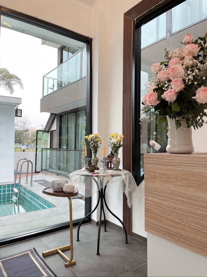 รูป  ให้เช่า Pool Villa 3 ชั้น สไตล์ Modern พร้อมสระว่ายน้ำส่วนตัว 9 ห้องนอน ทำเลศักยภาพ ใกล้ Big C ดอนจั่น เชียงใหม่  A5-V0027 - รูปที่ 6/15