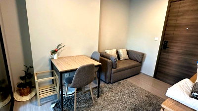 Condos for sale : A047193 The Privacy S101