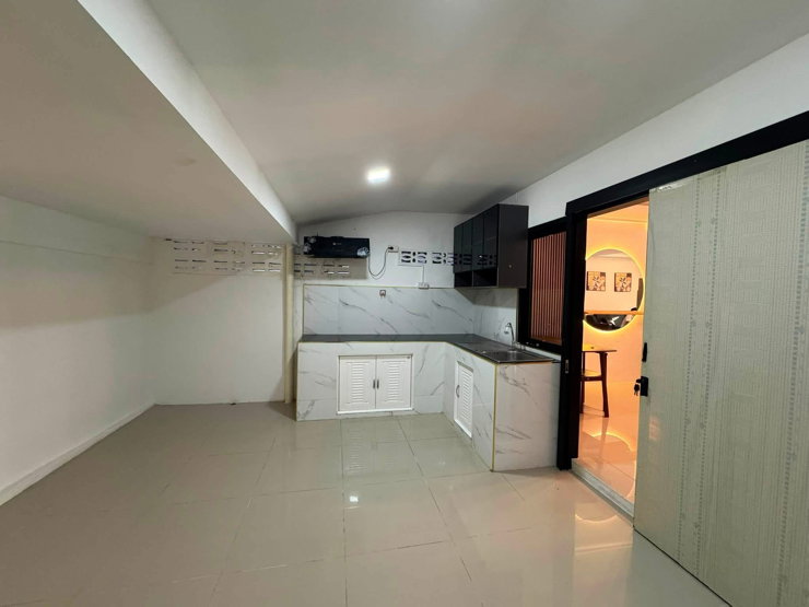 รูป บ้านทาวเฮาท์ 2 ชั้น ให้เช่า พัทยา - รูปที่ 7/12