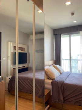 🌇Rhythm Sathorn 21 for Rent" BTS Taksin 250 m. "  (ให้เช่าคอนโดริธึ่มสาทร)