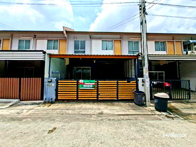 Townhouses for sale วิทยาลัยเทคนิคปทุมธานี : TOWN HOUSE 17.3 Sq.w. Muang Pathum Thani Pathumthani for 1.7M