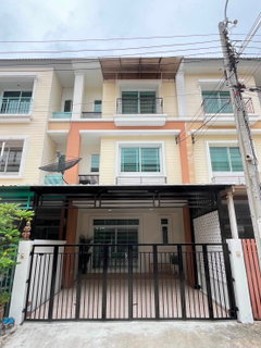 รูปภาพ RS6884 ให้เช่าทาวน์เฮาส์ 3 ชั้น Grandity สาธุประดิษฐ์ 2 บ้านใหญ่ ใจกลางเมือง ใกล้ CBD