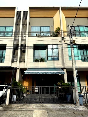 Townhouses for sale Bangna Commercial College : For Sell Town house THE CANVAS SUKHUMVIT - SAMRONG 2-story 3 bedroom 3 bathroom