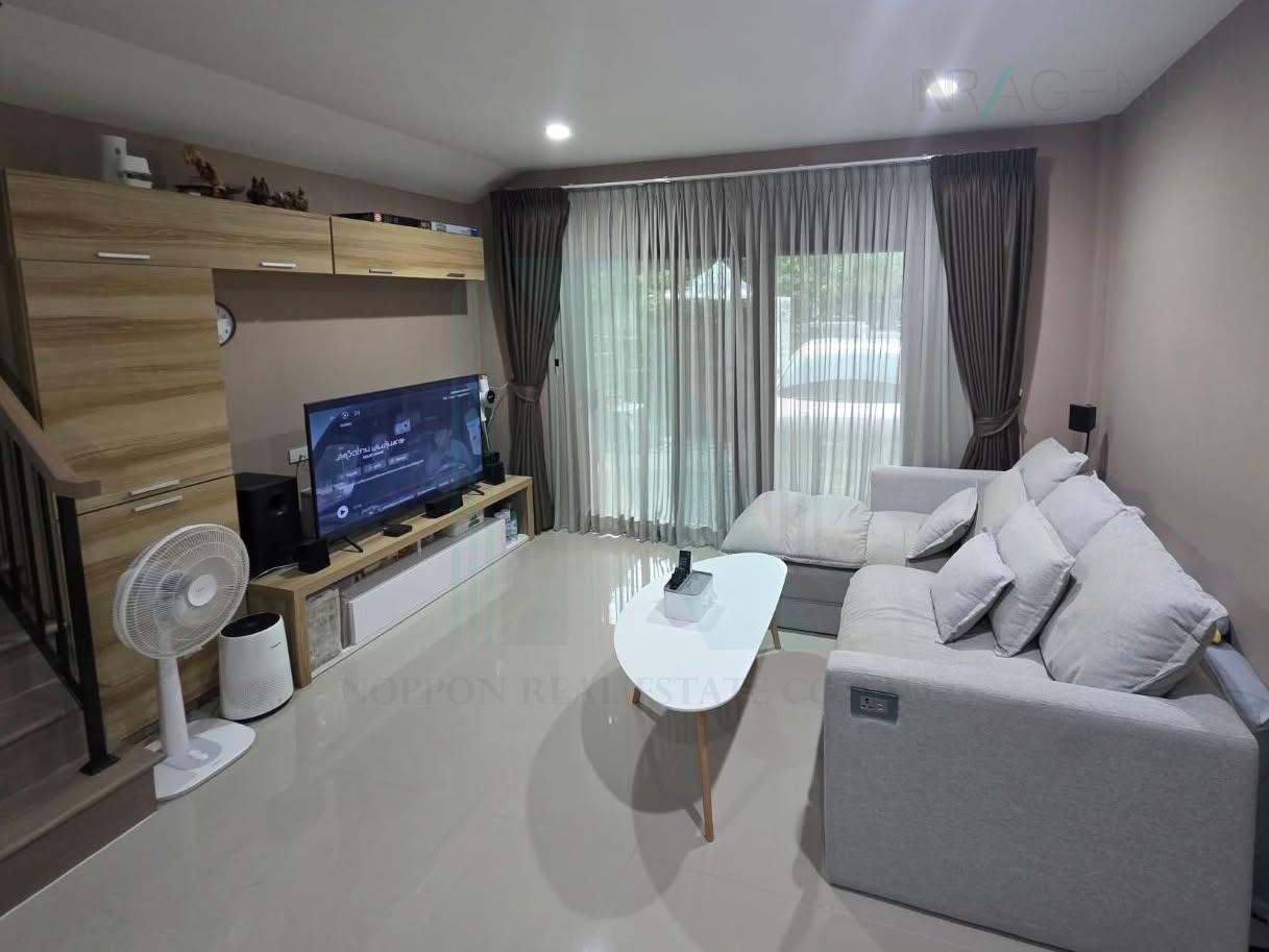 รูป ให้เช่าทาวน์เฮาส์ 2 ชั้น เวิร์ฟ พระราม 5 3 ห้องนอน 3 ห้องน้ำ - รูปที่ 2/8