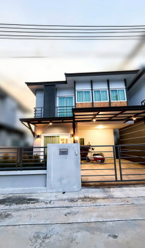Twin House for Sale with 4 Bedrooms in a Prime Location, Chonburi City