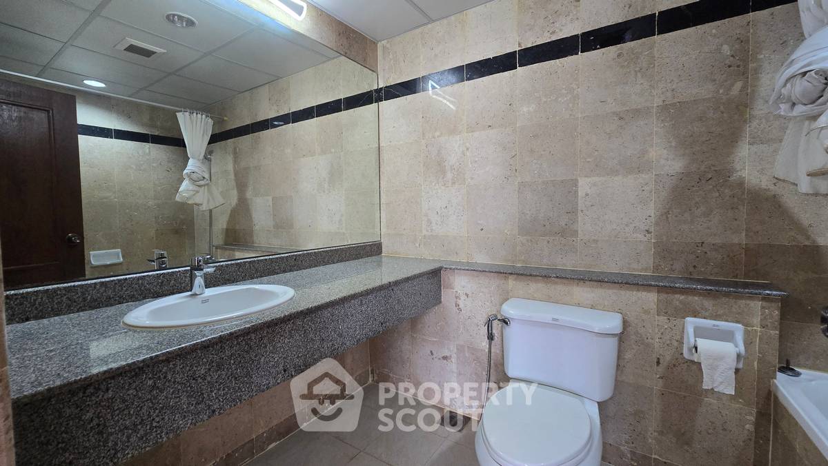 รูป คอนโด 2 ห้องนอน 135 ตร.ม. ให้เช่า ในโครงการเลียงการ์เดน ใกล้ช่องนนส (ID 3083109) - รูปที่ 18/19