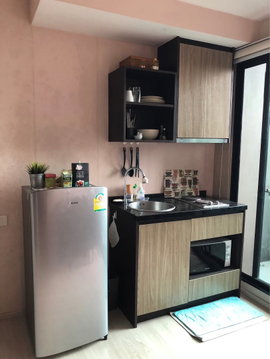 🏙️✨ FOR RENT: The Gallery Bearing — MODERN CITY LIVING NEAR BTS BEARING!  💰 Rental Price: 10,000 THB/month | 📲 Line ID: @condobkk (with @) 