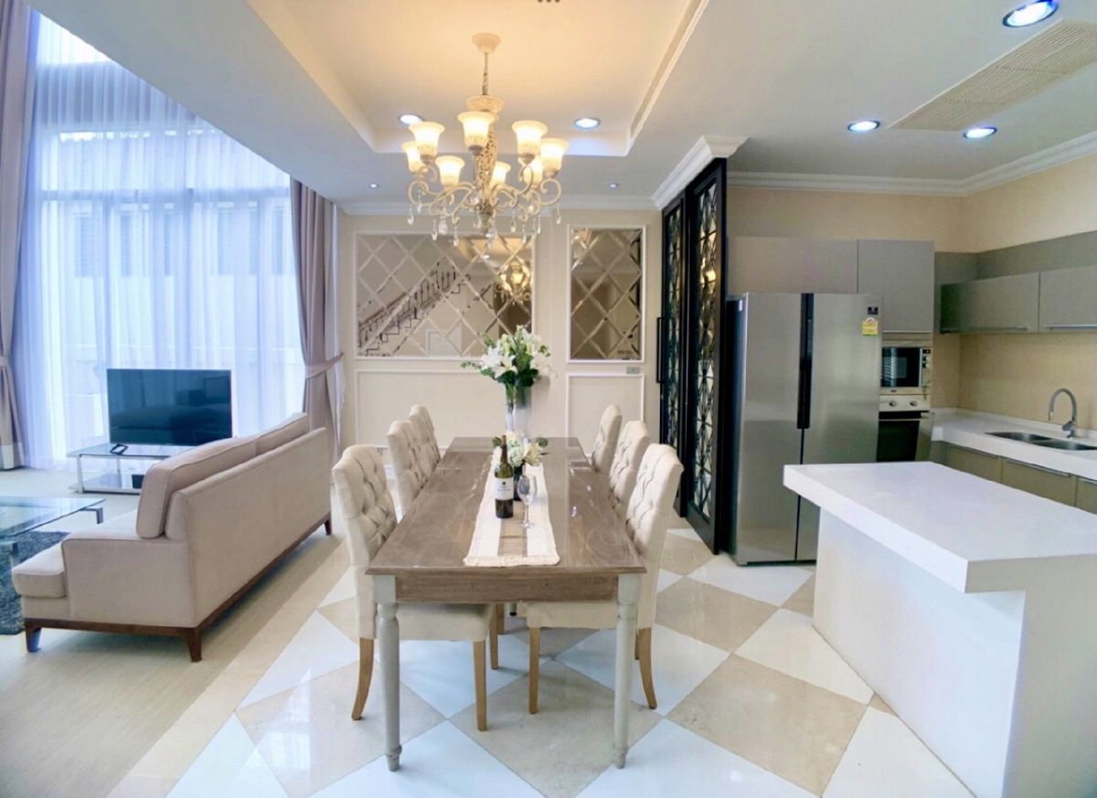 รูป 🏡✨ ให้เช่า Luxury Townhome พร้อมสระว่ายน้ำและลิฟต์ส่วนตัว 📍 349 Residence สุขุมวิท 49 | ใจกลางทองหล่อ–พร้อมพงษ์ - รูปที่ 11/15