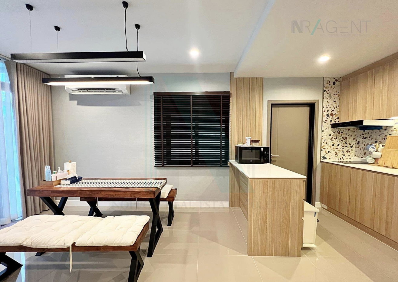 รูป ให้เช่าบ้านเดี่ยว 2 ชั้น โคโม่ โบทานิก้า บางนา 3 ห้องนอน 3 ห้องน้ำ - รูปที่ 3/8