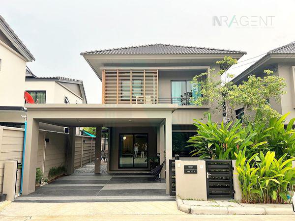 Houses for rent : For Rent 2-story House COMO BOTANICA BANGNA 4 bedroom 3 bathroom