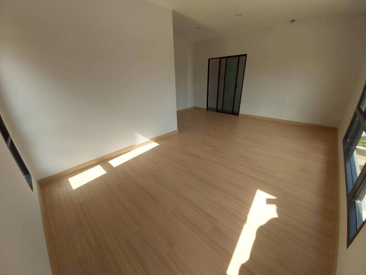 รูป ขายบ้านแฝดหน้าสวน กาญจน์กนกวิลล์26 สันกลาง - รูปที่ 8/19