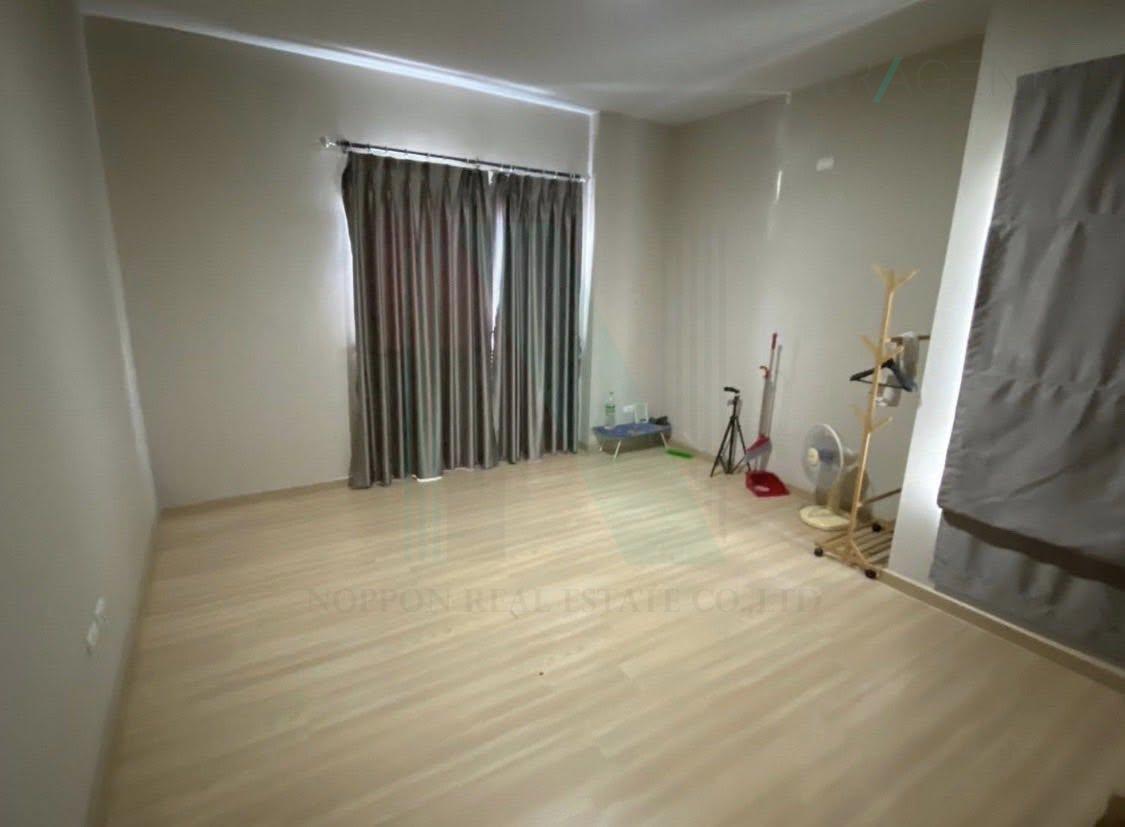รูป ขายบ้านเดี่ยว โครงการ เลอนีโอ สุขุมวิท-เอราวัณ 2 ชั้น 3 ห้องนอน 3 ห้องน้ำ - รูปที่ 7/8