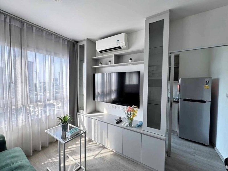 รูป A050138 Elio Sathorn-Wutthakat - รูปที่ 4/8