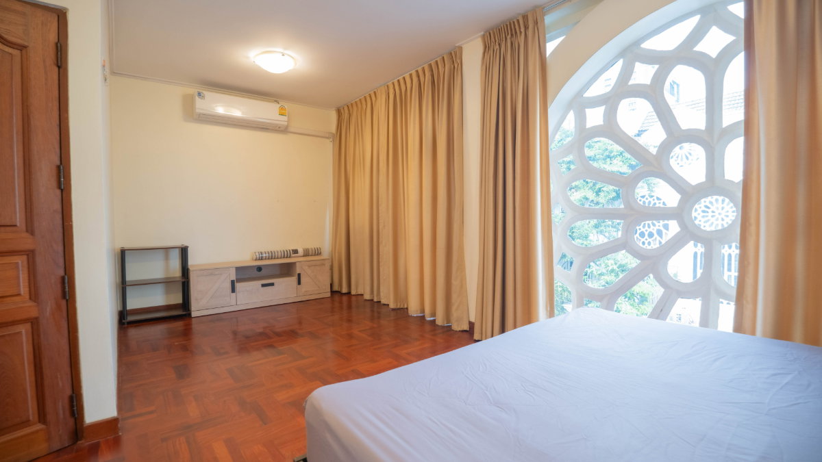 picture For Rent Townhome Sukhumvit Eakkamai BTS GH436 - 12/22