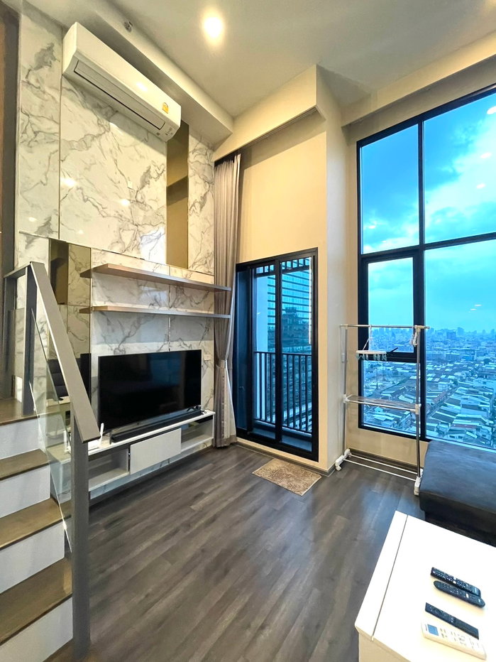 รูป 🏙Duplex 2 ชั้น 🔥Knightsbridge space พระราม9🔥🚅 ติด MRT พระราม9 ‼️ใกล้ Central Rama 9,Fortune☎️Tel/What App:0917061999 คุณกวา - รูปที่ 4/20