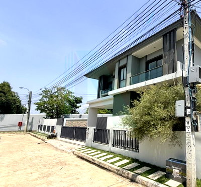 Houses for rent Samut Prakarn : 📌 For Rent 2-story House SARANSIRI SRIVAREE 4 bedroom 5 bathroom