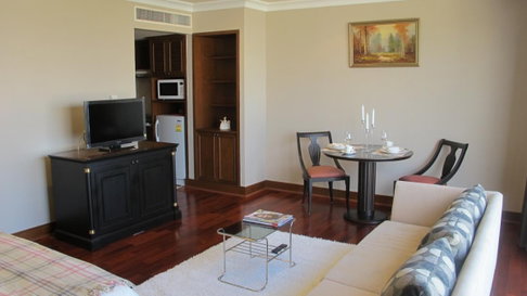 ให้ เช่า คอนโด สายลม สวีท - Sailom Suite ขนาด  48 ตรม