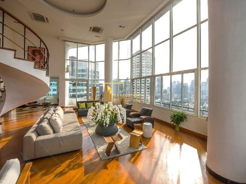 Moon Tower | Magnificent 5 Bed Penthouse Condo For Sale in Ekkamai - BR11244CD