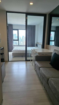 🏢 P-128829 | Noble Around 33 Modern Design Condo Near BTS Phrom Phong 23,000 THB | Line ID: @easycondoplus | 099-229-6397