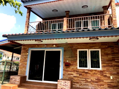 ทาวน์โฮม สมุทรปราการ : 📌 ขายทาวน์เฮาส์ โครงการ หมู่บ้านเฟื่องฟ้าวิลล่า 11 เฟส 4 2 ชั้น 4 ห้องนอน 2 ห้องน้ำ