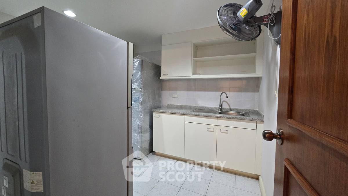 รูป คอนโด 2 ห้องนอน 135 ตร.ม. ให้เช่า ในโครงการเลียงการ์เดน ใกล้ช่องนนส (ID 3083109) - รูปที่ 6/19
