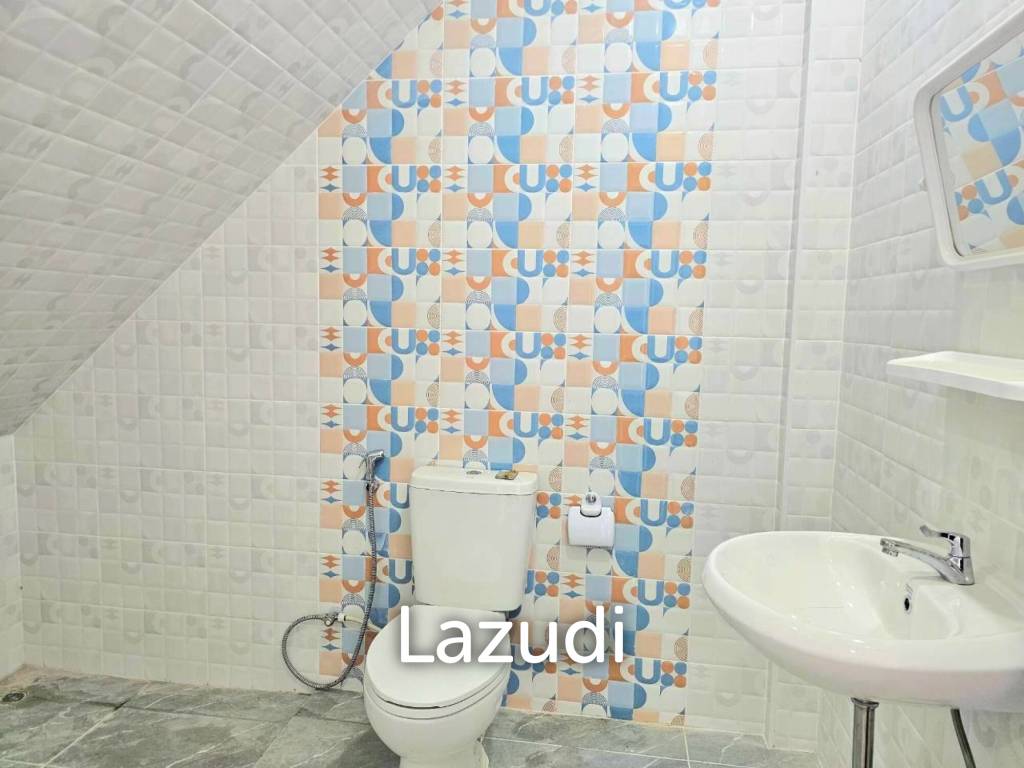 picture 2 STOREY TOWNHOUSE IN HUA HIN 88 - 8/10