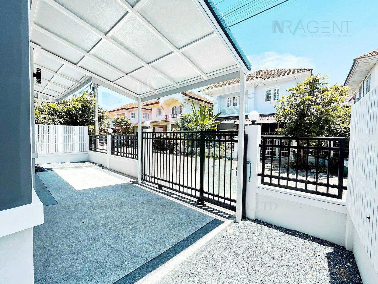 รูป ขายบ้านแฝด โครงการ บ้านบุรีรมย์ วงแหวนฯ - ปิ่นเกล้า 2 ชั้น 3 ห้องนอน 2 ห้องน้ำ - รูปที่ 2/8