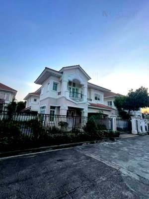 Houses for sale Nonthaburi : For Sell House PERFECT MASTERPIECE RATTANATHIBET 2-story 3 bedroom 4 bathroom