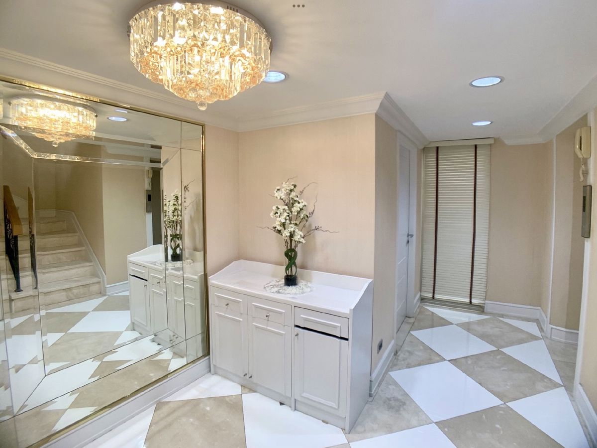 รูป 🏡✨ ให้เช่า Luxury Townhome พร้อมสระว่ายน้ำและลิฟต์ส่วนตัว 📍 349 Residence สุขุมวิท 49 | ใจกลางทองหล่อ–พร้อมพงษ์ - รูปที่ 8/15