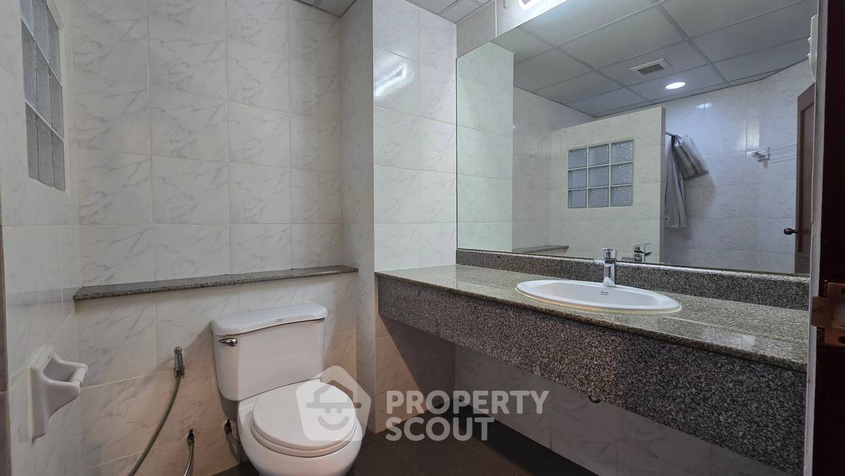 รูป คอนโด 2 ห้องนอน 135 ตร.ม. ให้เช่า ในโครงการเลียงการ์เดน ใกล้ช่องนนส (ID 3083109) - รูปที่ 13/19