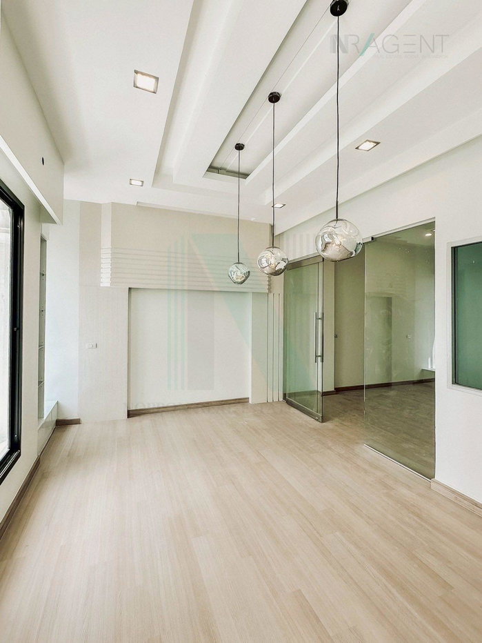 รูป ขายโฮมออฟฟิศ โครงการ บ้านกลางเมือง เออร์บาเนี่ยน พระราม 9 - ลาดพร้าว 4 ชั้น 4 ห้องนอน 7 ห้องน้ำ - รูปที่ 8/8