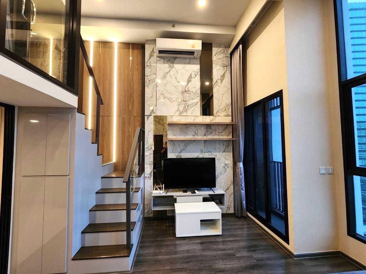 รูป 🏙Duplex 2 ชั้น 🔥Knightsbridge space พระราม9🔥🚅 ติด MRT พระราม9 ‼️ใกล้ Central Rama 9,Fortune☎️Tel/What App:0917061999 คุณกวา - รูปที่ 3/20