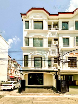 ขายโฮมออฟฟิศ : ขายโฮมออฟฟิศ โครงการ บ้านกลางเมือง เออร์บาเนี่ยน พระราม 9 - ลาดพร้าว 4 ชั้น 4 ห้องนอน 7 ห้องน้ำ
