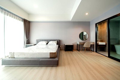 Houses for rent : 🔥Rent Now!🔥 Nirvana Define Bangkok Kreetha, near MRT Sri Kreetha Station. Fully furnished and ready to move in.